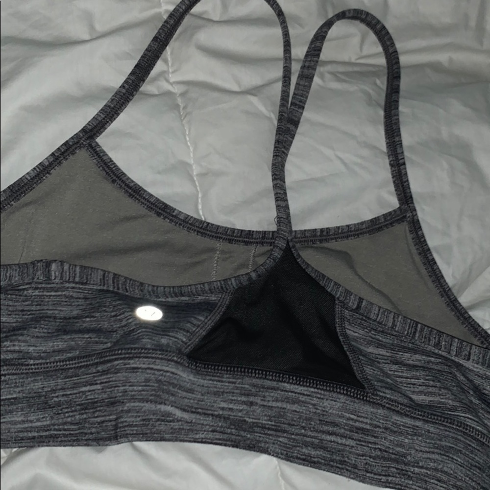 Sports bra - Picture 2 of 3
